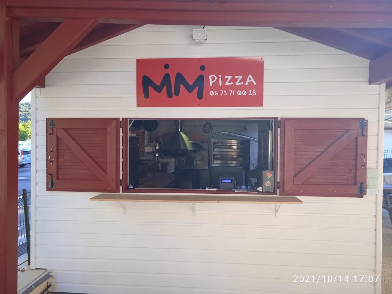 Photo de Mimi ostatua pizza
