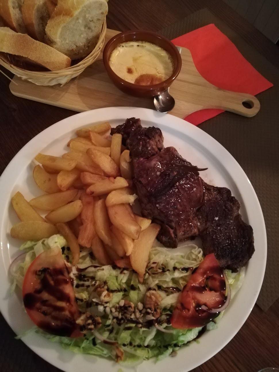 Photo du restaurant La Taverne Des Templiers