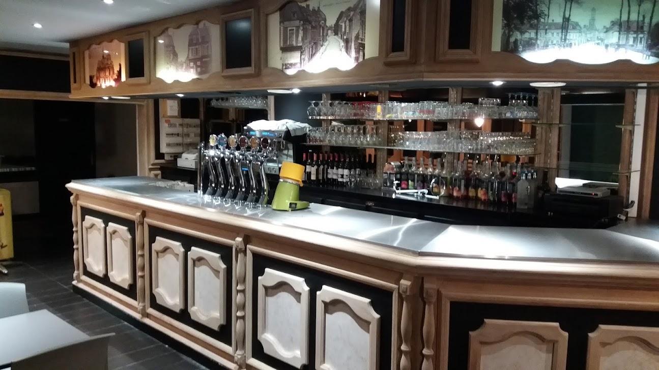 Photo de Le Commerce - Restaurant et Bar