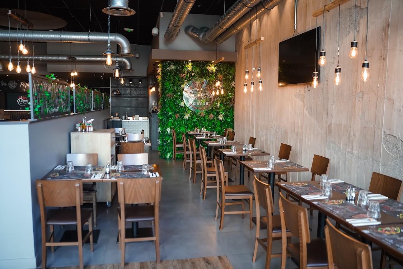 Photo de Restaurant Pepe Manzo (Exterieur du Qwartz) | Villeneuve-la-Garenne