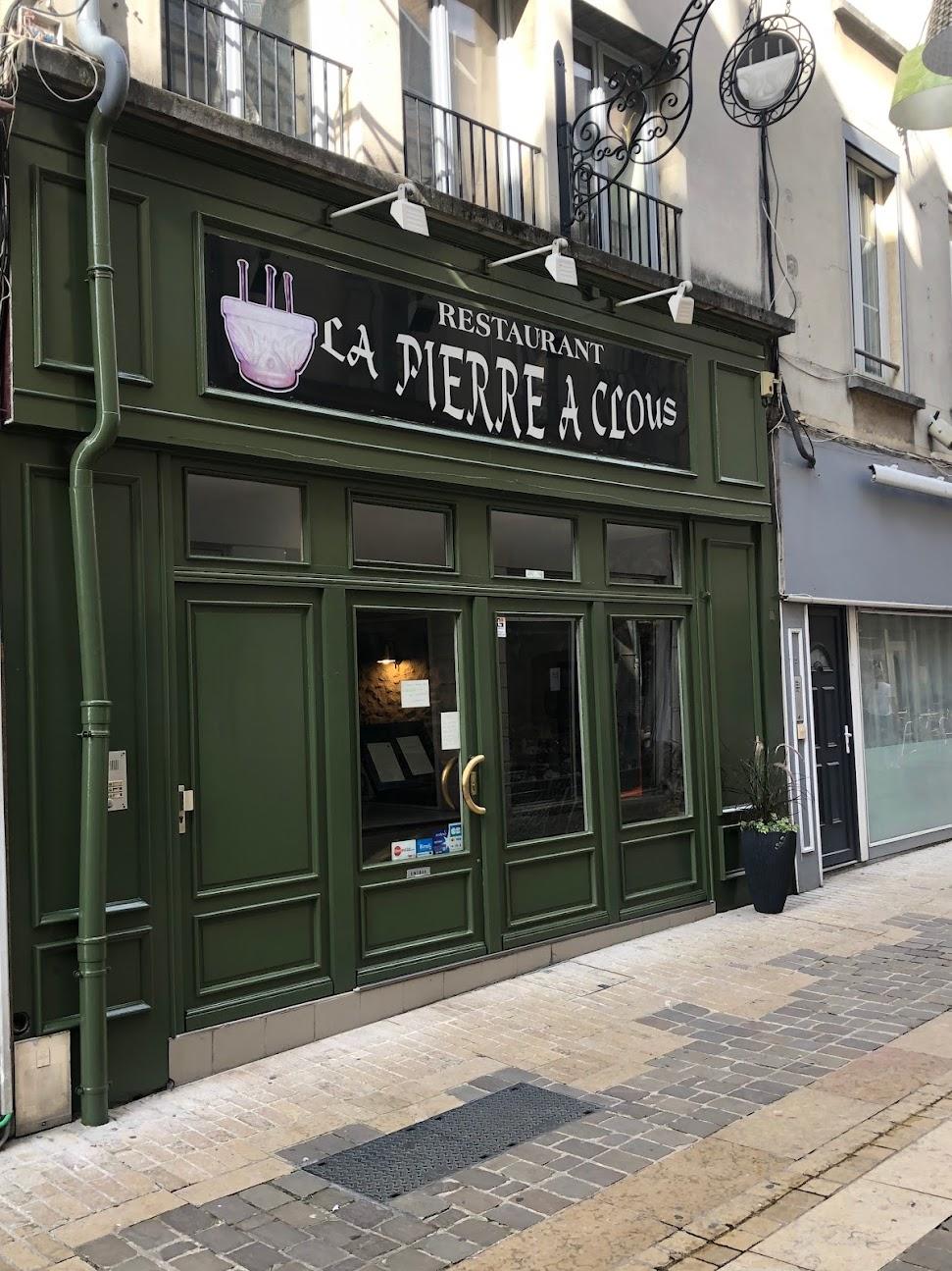 Photo de La Pierre à Clous