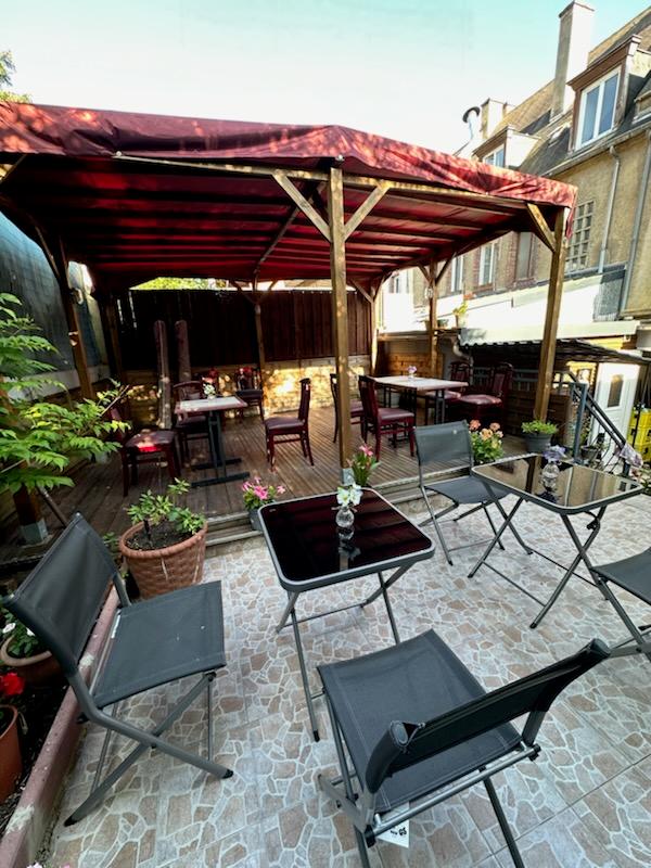 Photo du restaurant La table rouge