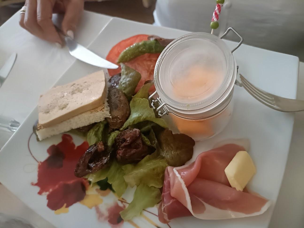 Photo de Hôtel*** | Restaurant Le Jambon