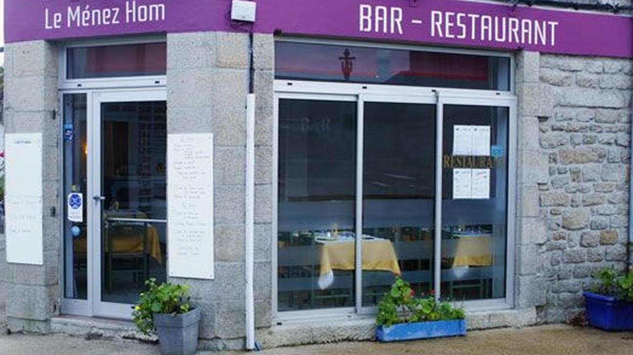Photo de Le Menez Hom Restaurant Bar Salon de Thé