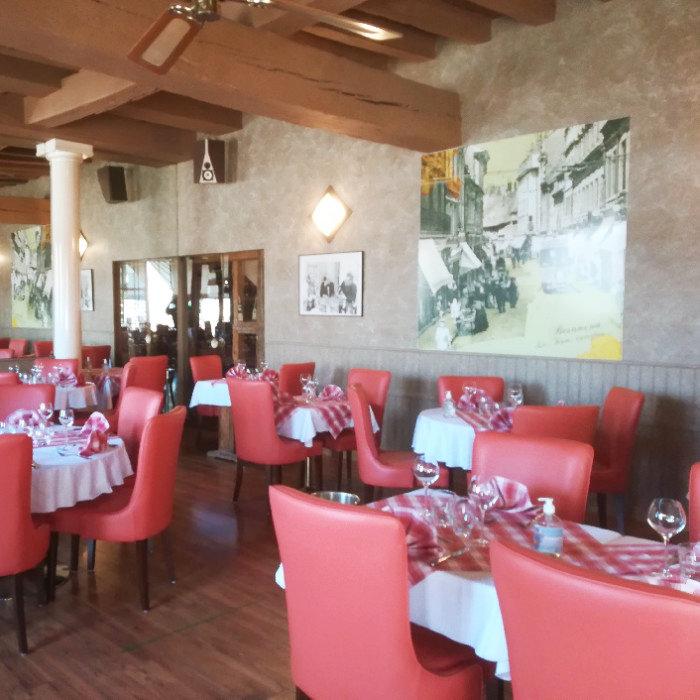 Photo du restaurant Bistrot La Charrette