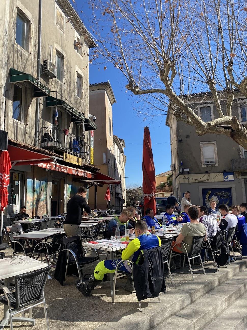 Photo du restaurant Le pont neuf