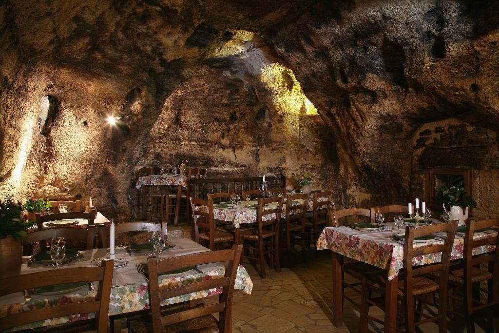 Photo de Restaurant Les Caves de la Genevraie