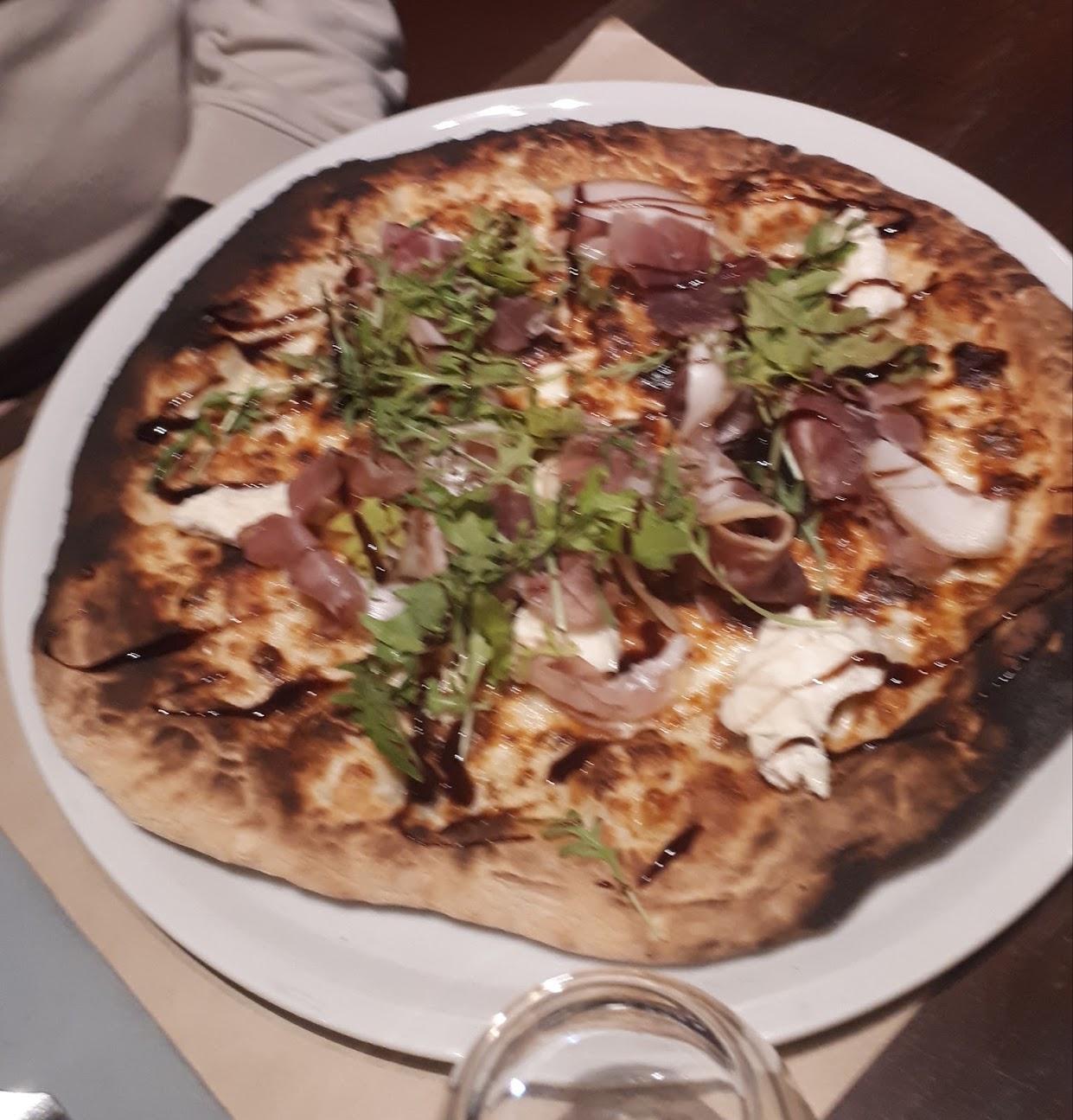 Photo du restaurant Les pieds dans l'pilat