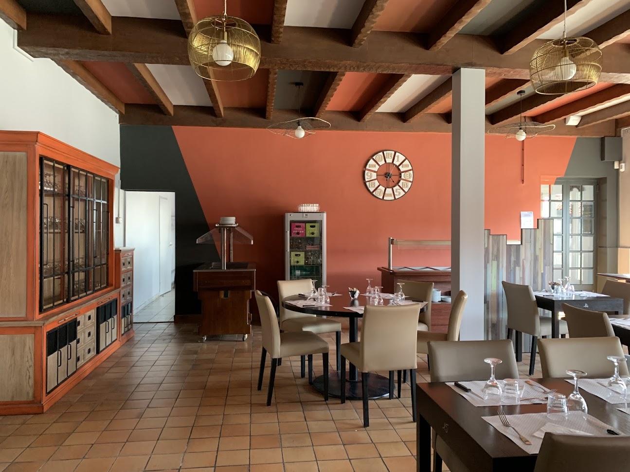 Photo de L'Oasis restaurant routier