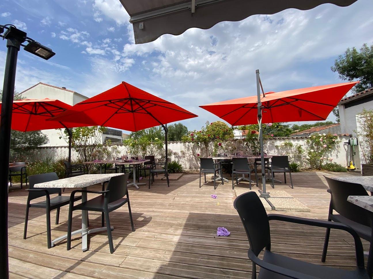 Photo de Les Bains Douches Saujonnais - Snacking / Bar / Salon de thé