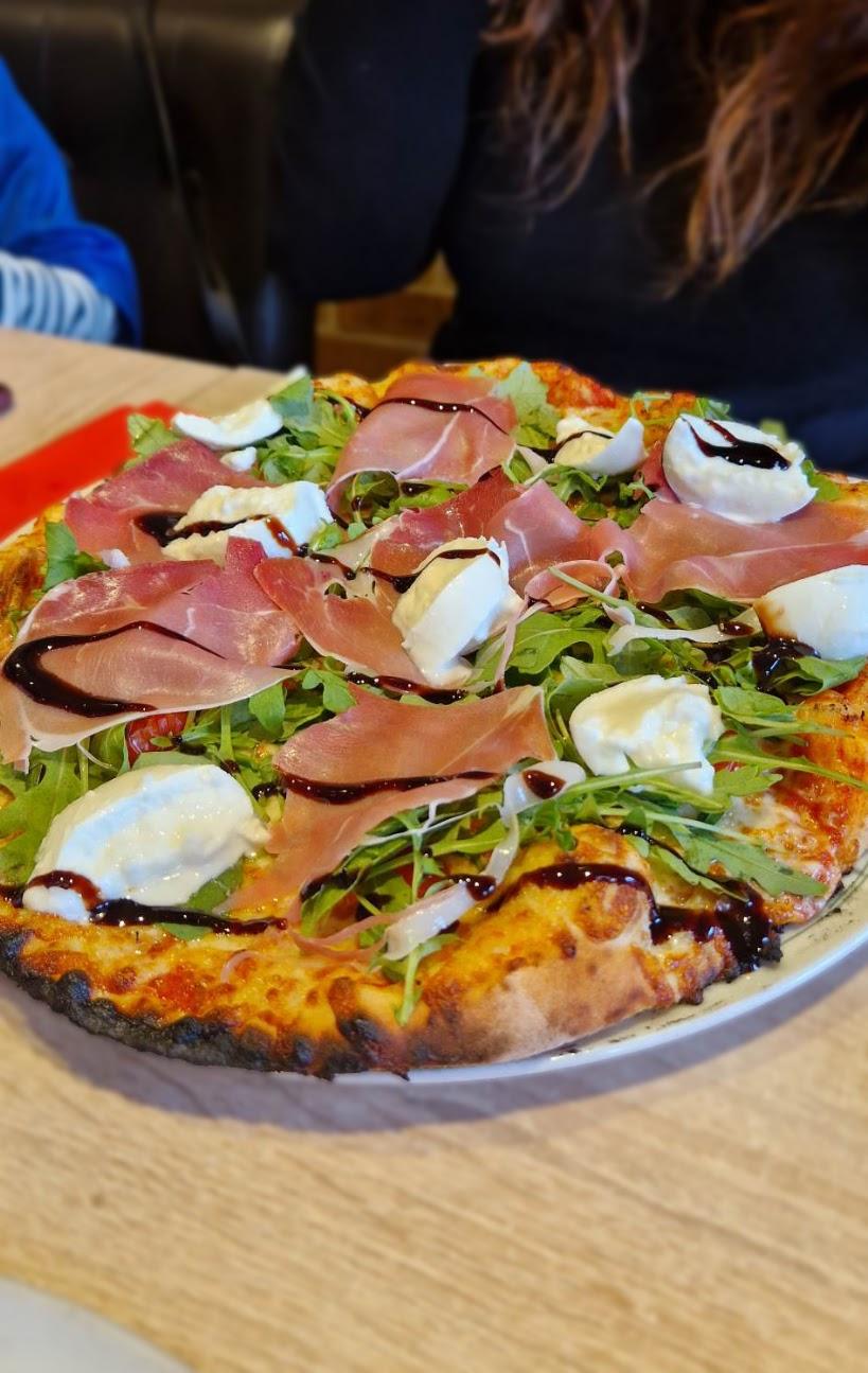Photo du restaurant La Ruota - Pizzéria au feu de bois à CUSTINES