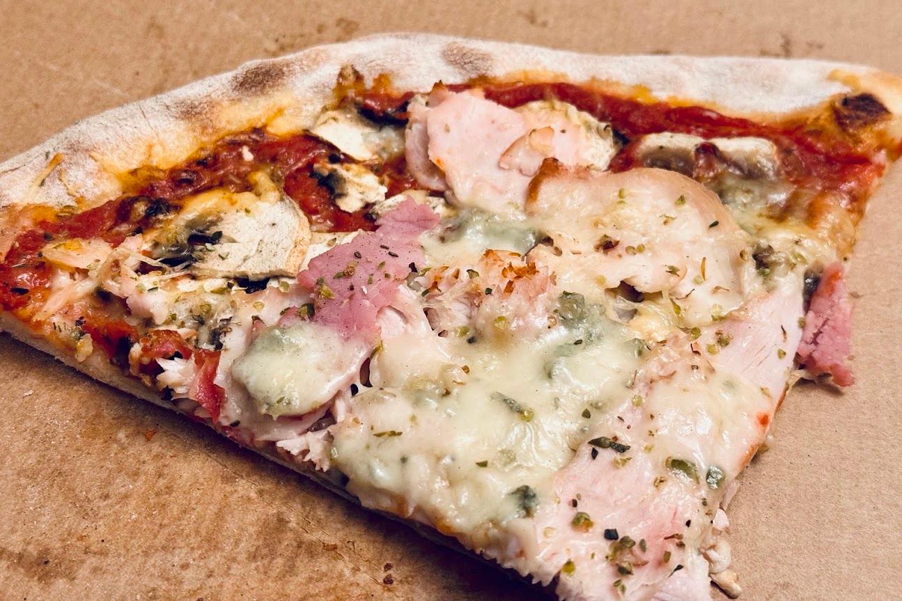 Photo de La Tourtière PIZZA