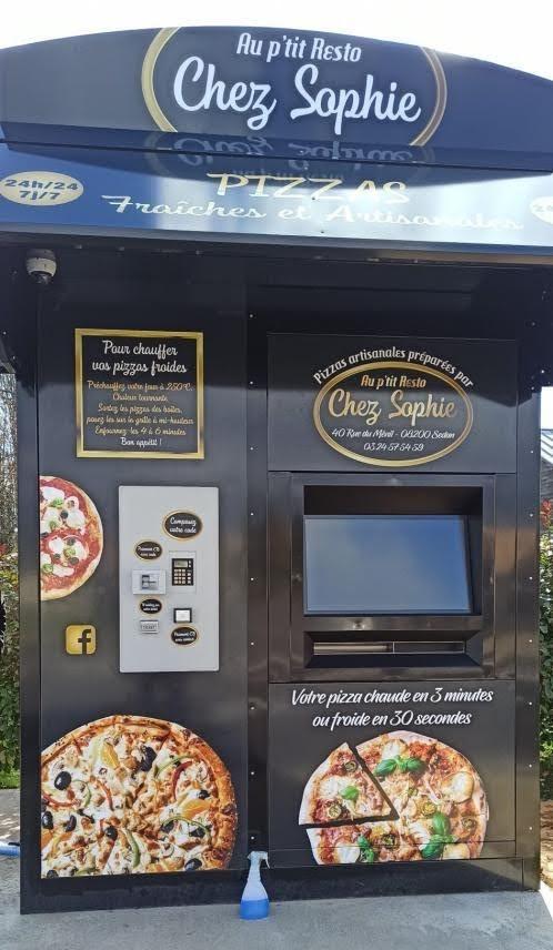 Photo du restaurant distributeur de pizza au ptit resto chez sophie