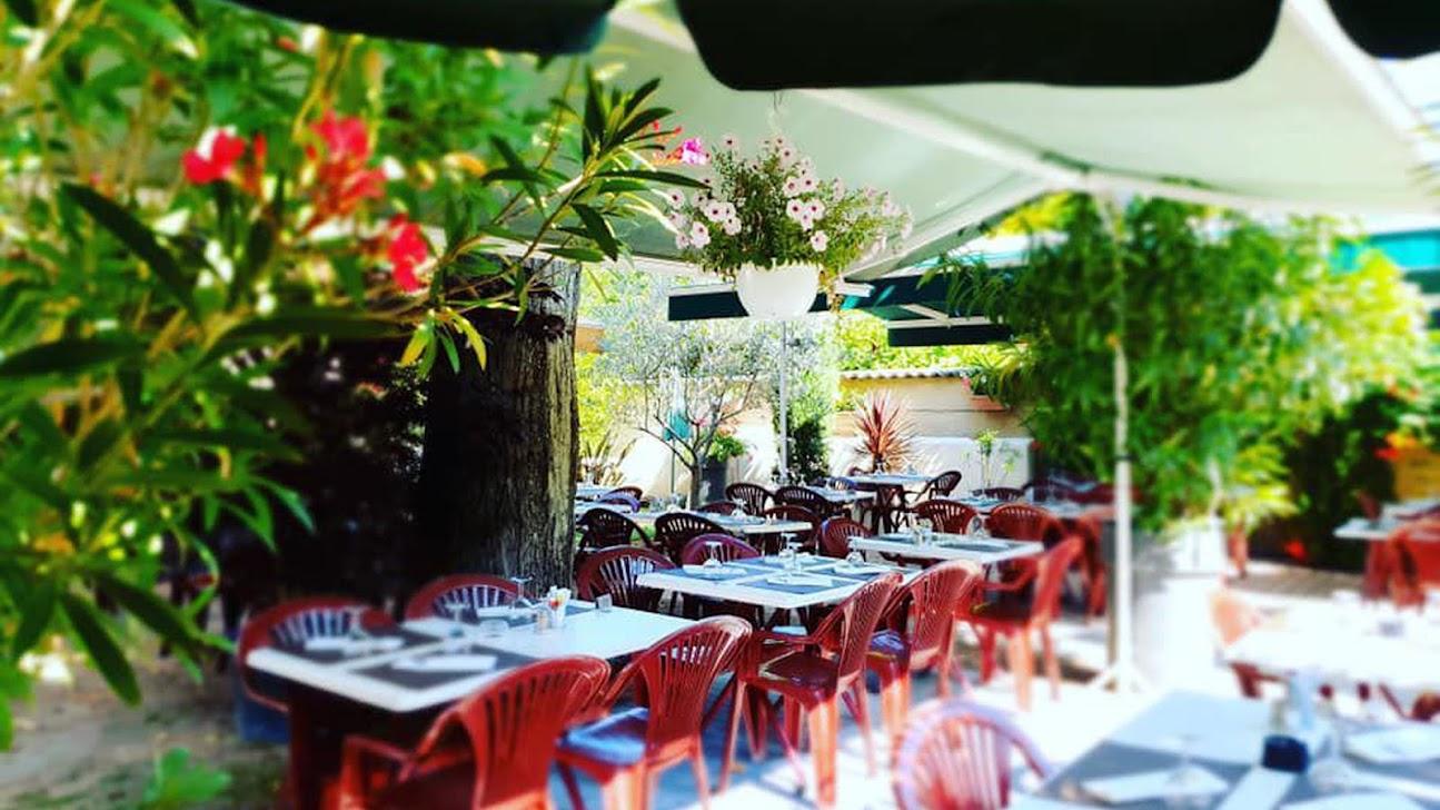 Photo du restaurant Le Petit Genassien