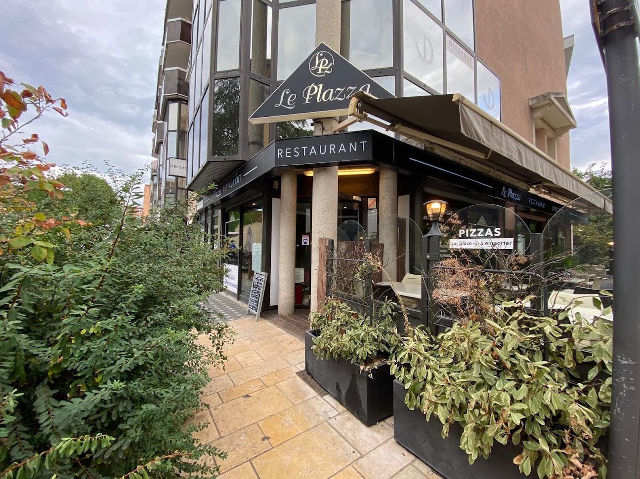 Photo de restaurant le plazza