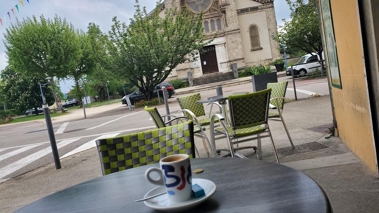 Photo du restaurant Cafe De La Place