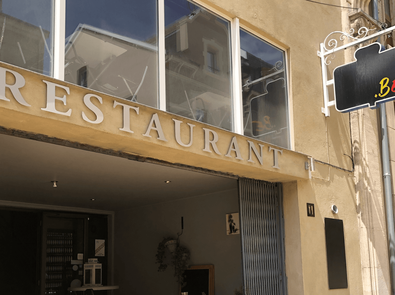 Photo de Restaurant .BE
