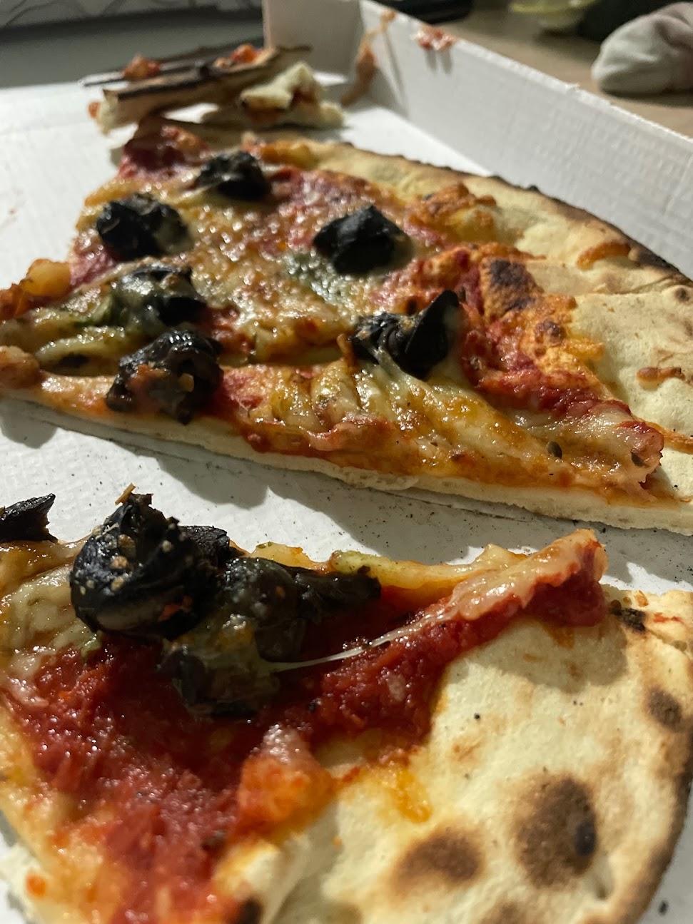 Photo de ROMANO PIZZ, PIZZA LINGONNE