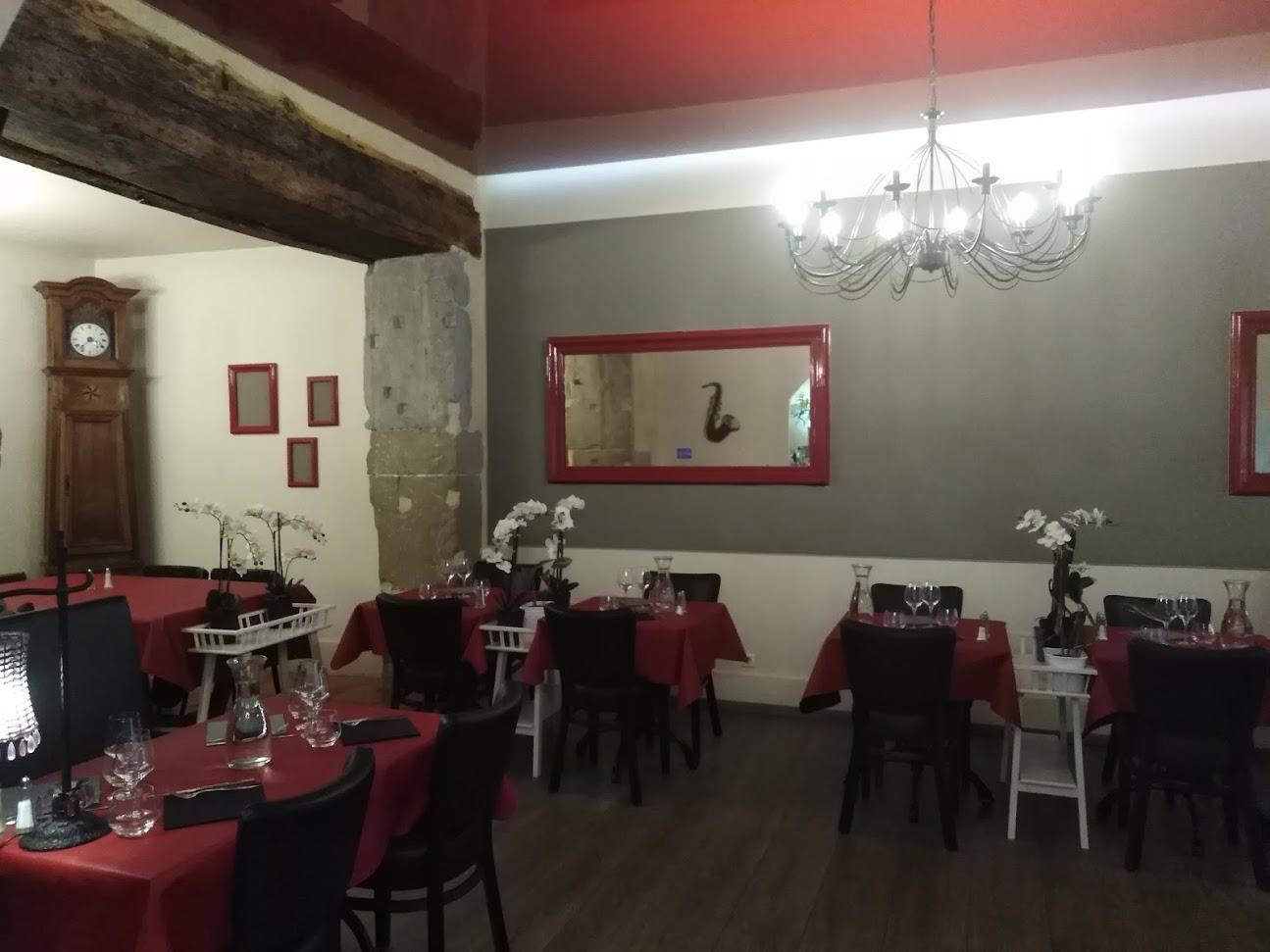 Photo de Restaurant Le Tire Bouchon, SARL L'art des mets