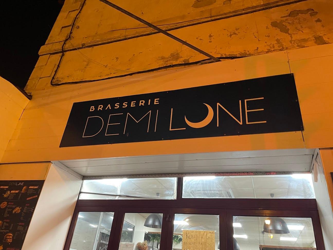Photo du restaurant Brasserie Demi Lune