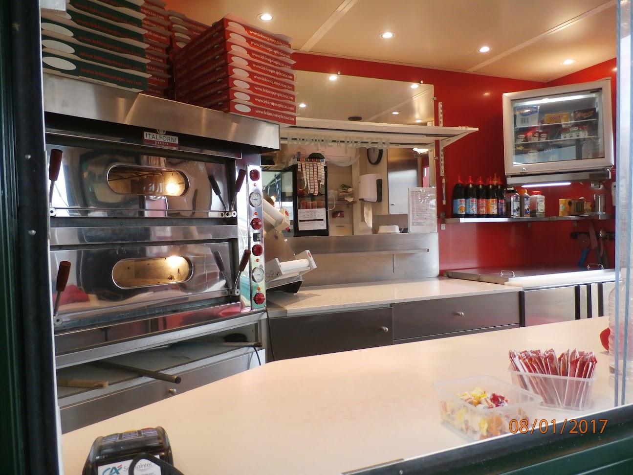 Photo de Le Kiosque à Pizzas Lesneven et son distributeur 24/24h